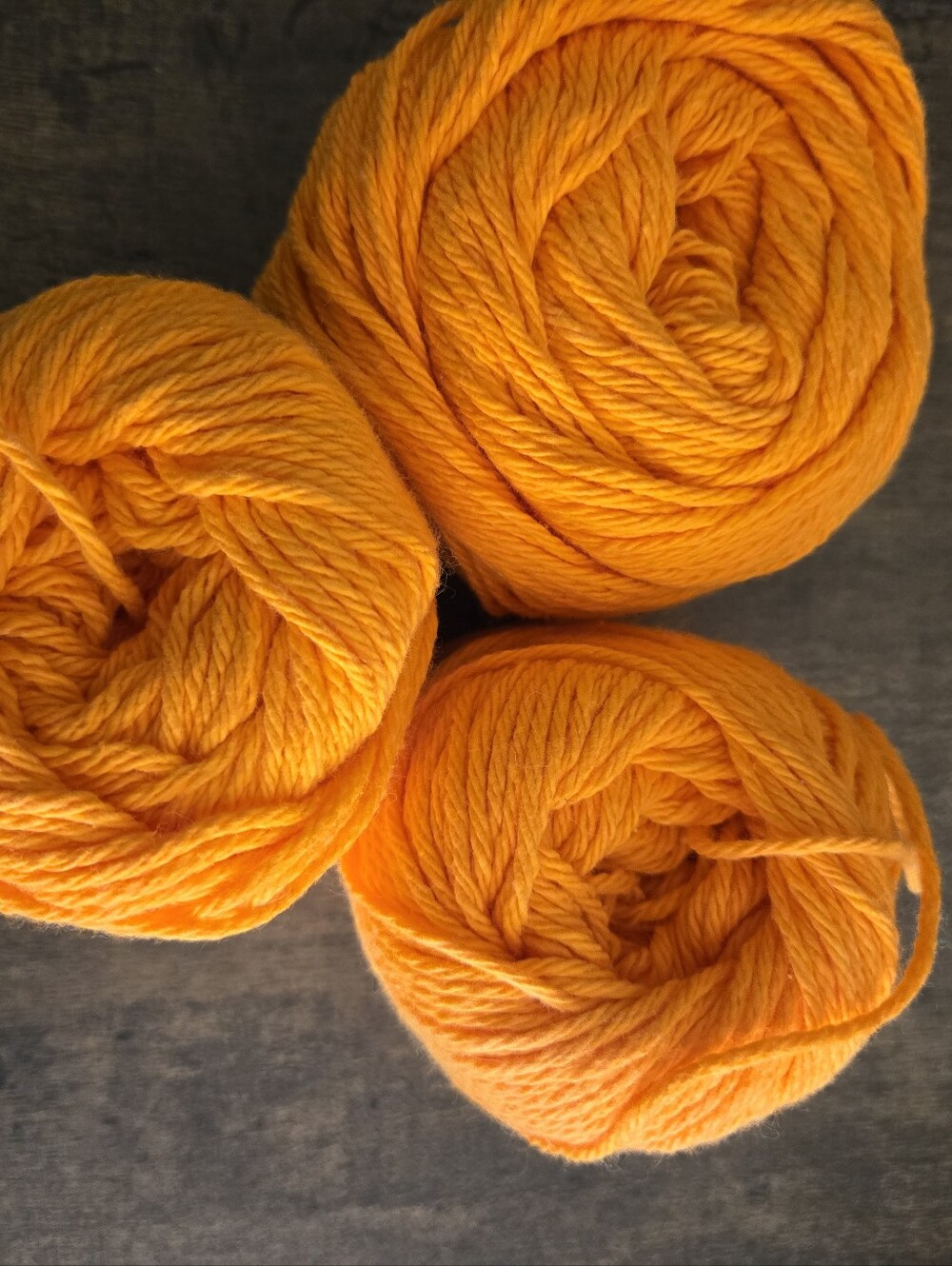 Cotton Yarn - Loops and Threads